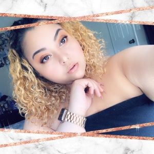 Meet your Posher, Denise